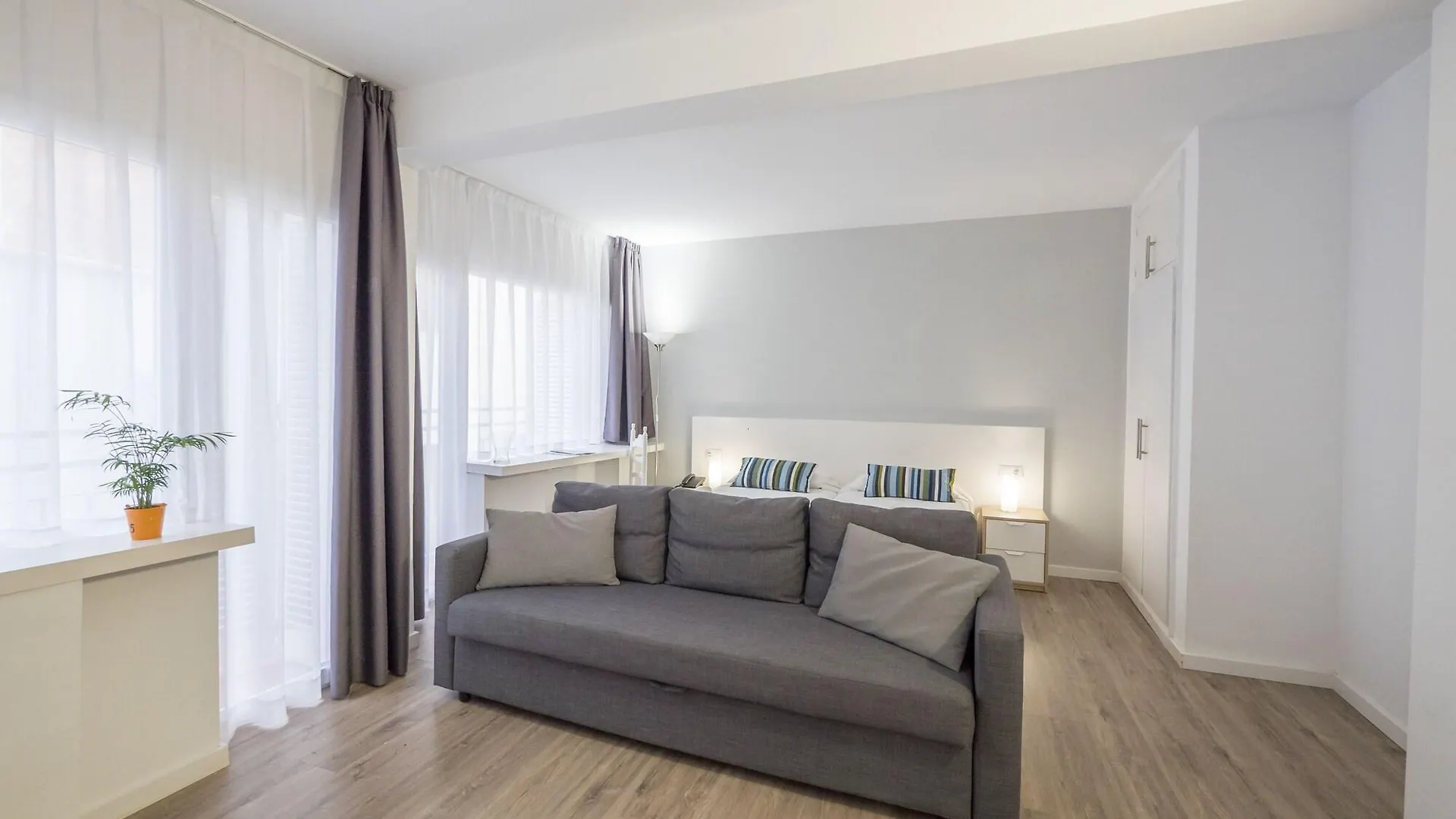 Hotel Victoria - Lloret 3*, Lloret de Mar Spain