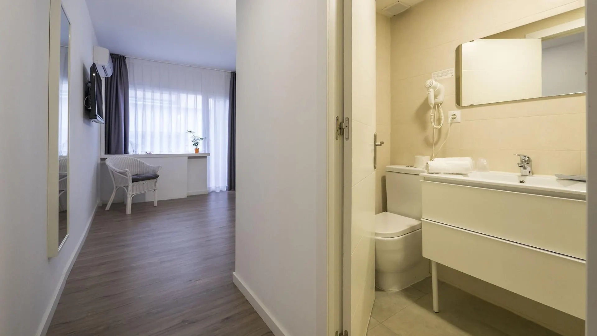 Hotel Victoria - Lloret  Lloret de Mar
