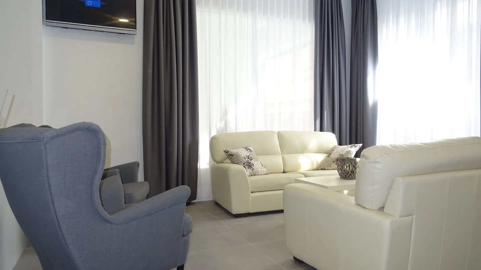 ***  Hotel Victoria - Lloret Spain