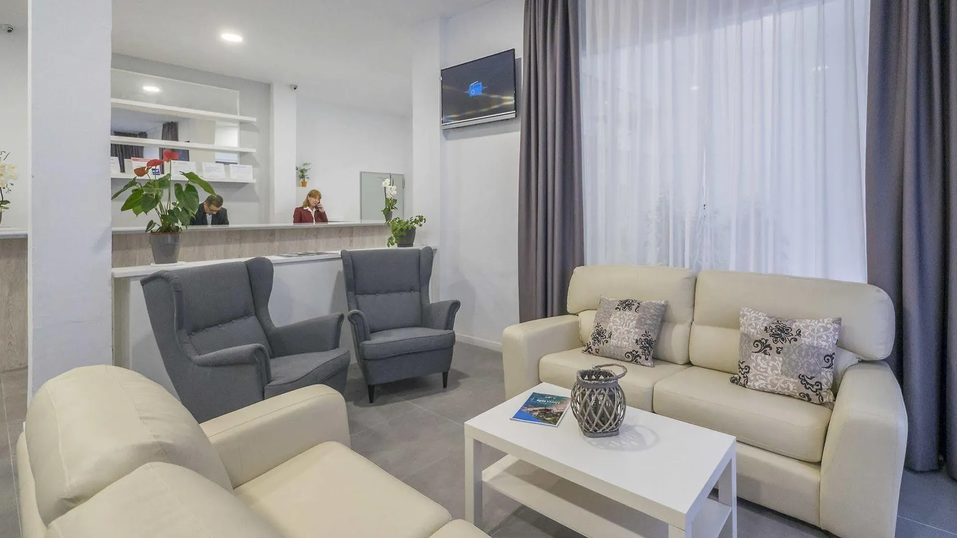 ***  Hotel Victoria - Lloret Spain