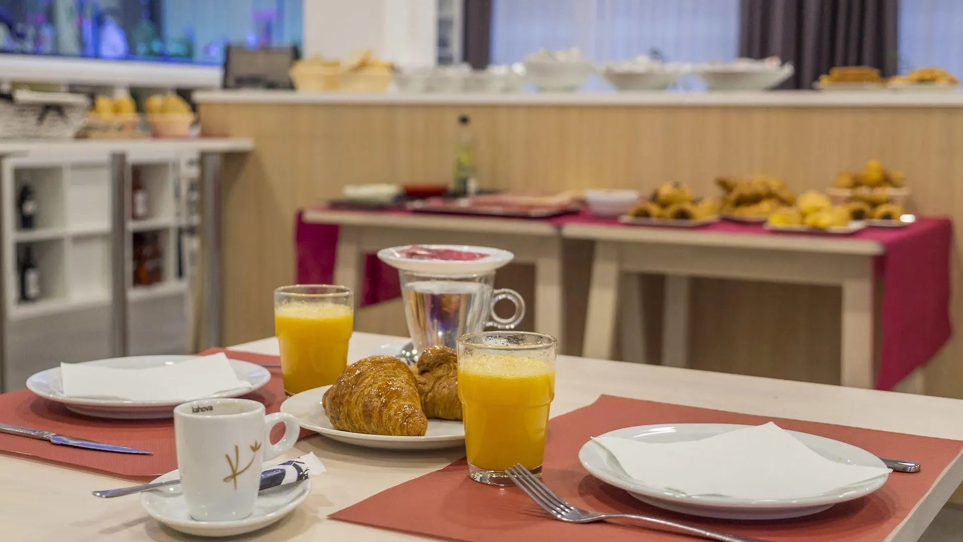 Hotel Victoria - Lloret Spain